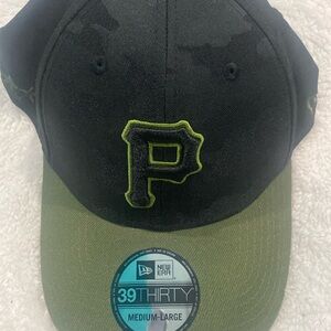 🆕⚾️New Era MLB Pittsburgh Pirate’s, 39Thirty, Stretch Fitted Hat Med-Large